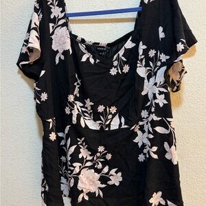 Torrid Challis Sweetheart Short Sleeve Peplum Top. 2x NWT